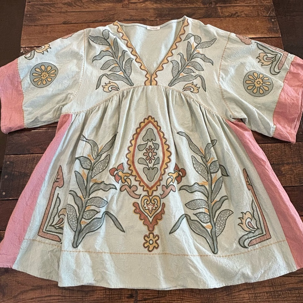 Boho Embroidered V-Neck Women’s Dress in Light Blue and Pink